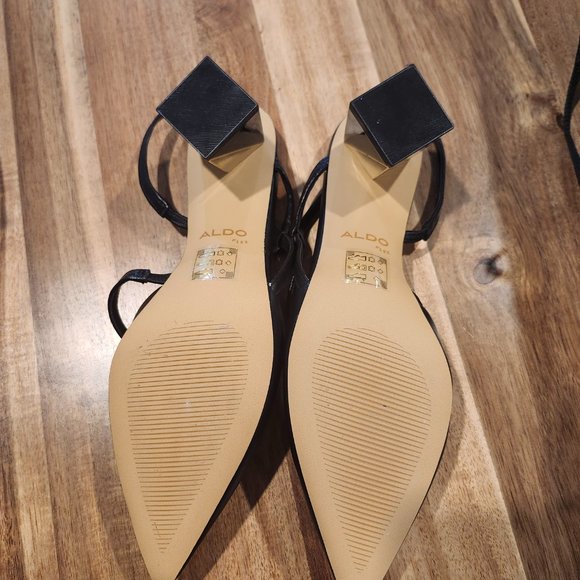 New Aldo low heels - Picture 3 of 5